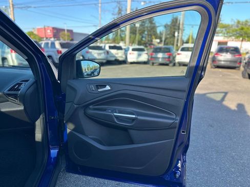 Used 2014 Ford Escape Titanium w/ Equipment Group 401A AWD/4WD image 24