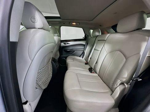 Used 2014 Cadillac SRX Luxury image 14