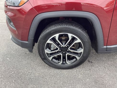 Used 2022 Jeep Compass Limited AWD/4WD image 9