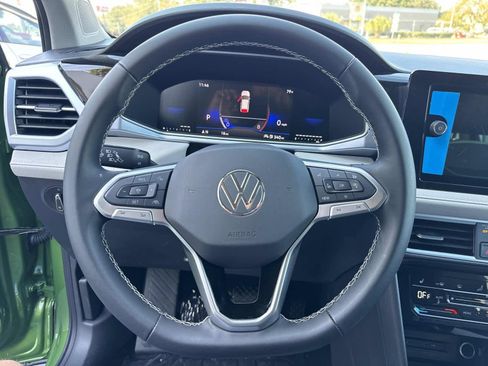 New 2026 Volkswagen Taos SE FWD image 28
