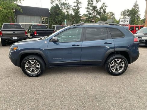 Used 2019 Jeep Cherokee Trailhawk w/ Cold Weather Group AWD/4WD image 4