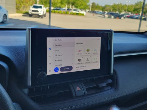 Used 2024 Toyota RAV4 XLE w/ Convenience Package image 22