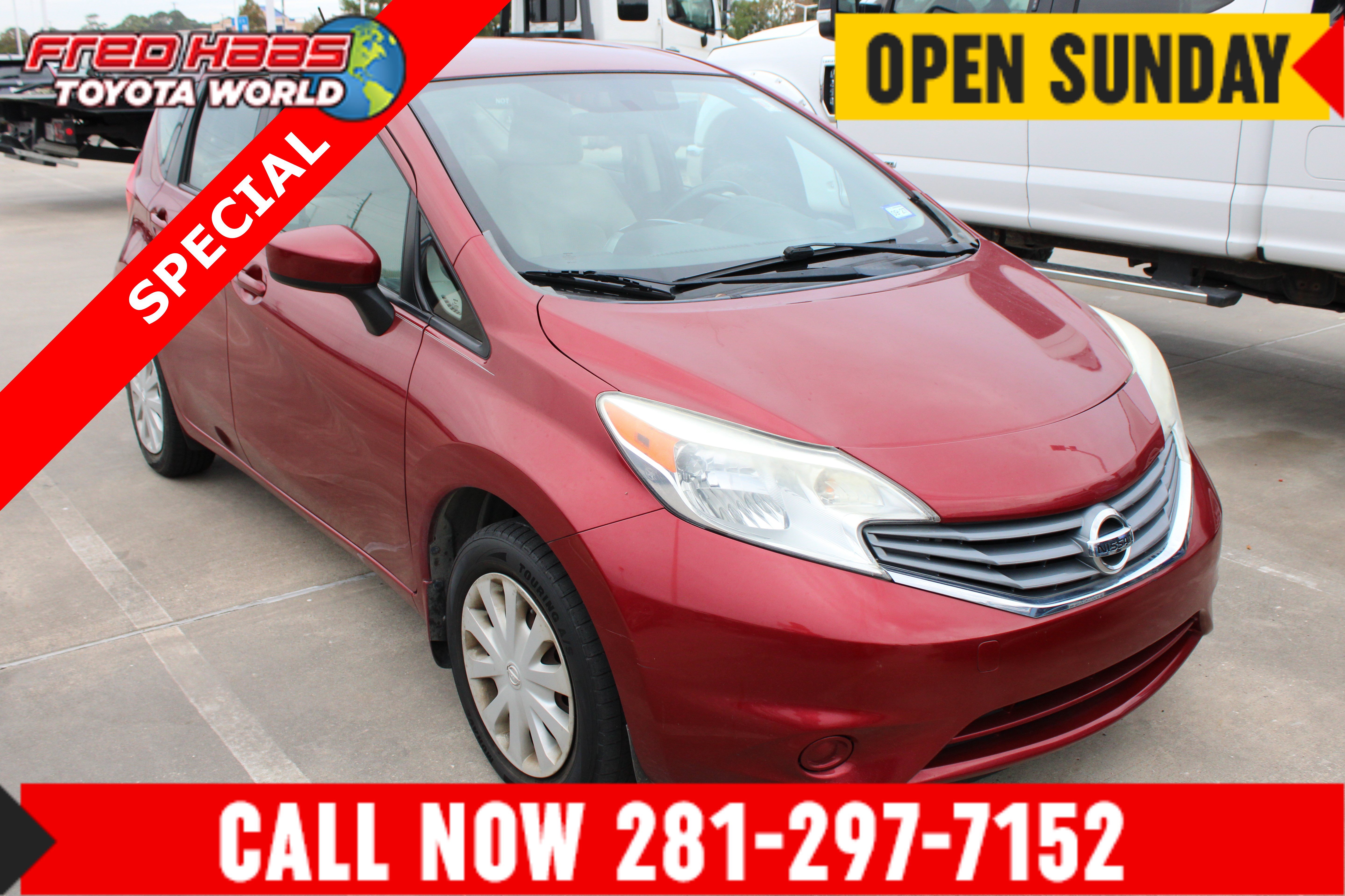 Used 2016 Nissan Versa Note SV FWD image 1