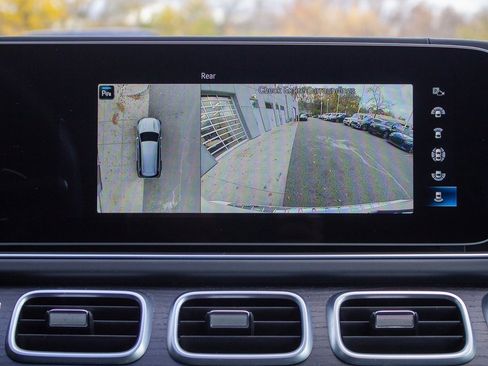 Used 2022 Mercedes-Benz GLS 63 AMG 4MATIC image 18