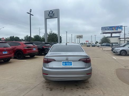 Used 2020 Volkswagen Jetta S w/ Driver Assistance Package FWD image 6