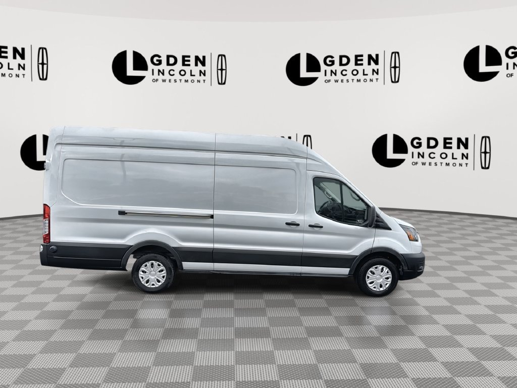 Used 2023 Ford E-Transit 148 High Roof Extended RWD image 9
