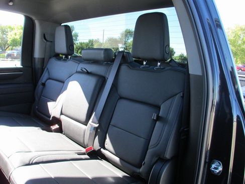 New 2026 GMC Sierra 2500 SLT image 10