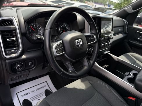 Used 2022 RAM 1500 Big Horn AWD/4WD image 16