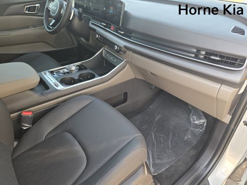 New 2026 Kia Carnival SX image 10