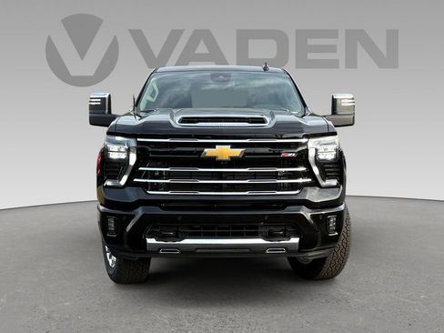 New 2025 Chevrolet Silverado 2500 LT w/ Z71 Chrome Sport Edition image 27