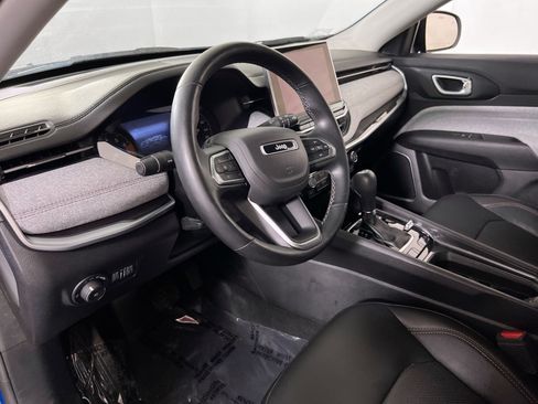 Used 2022 Jeep Compass Latitude AWD/4WD image 9