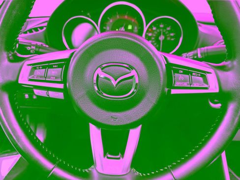 Used 2016 MAZDA MX-5 Miata Club RWD image 22