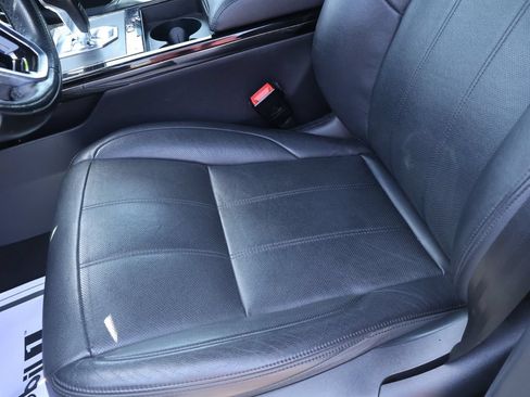 Used 2022 Land Rover Range Rover Evoque R-Dynamic S AWD/4WD image 21