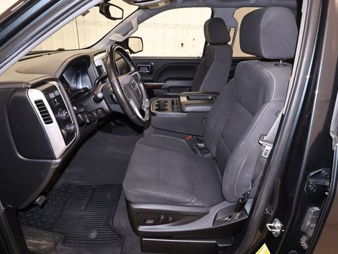 Used 2019 GMC Sierra 1500 SLE w/ SLE Value Package AWD/4WD image 12