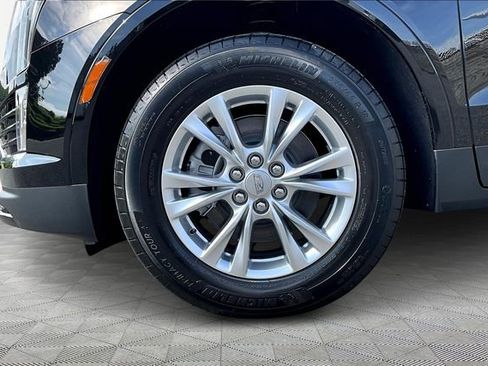 New 2025 Cadillac XT5 Luxury FWD image 13