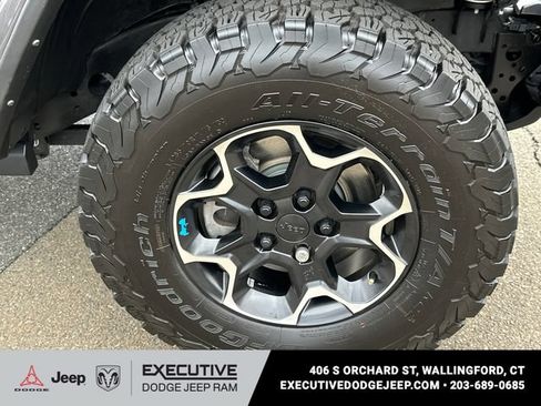 Used 2022 Jeep Wrangler Unlimited Rubicon 4xe AWD/4WD image 8