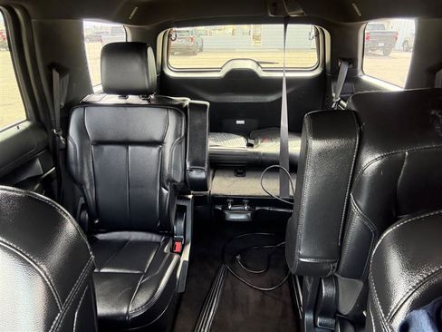 Used 2021 Ford Expedition XLT AWD/4WD image 31