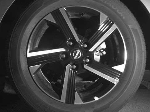 Used 2025 Nissan Sentra SV FWD image 14