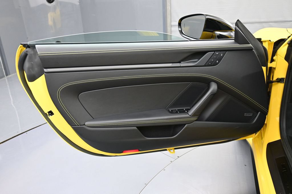 Certified 2023 Porsche 911 Carrera GTS RWD image 16