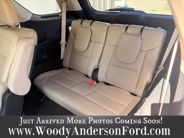 Used 2021 Ford Explorer Limited w/ Equipment Group 301A RWD image 9