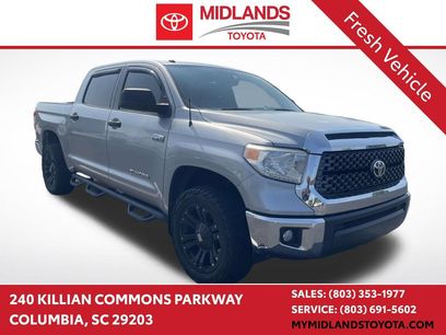Used 2017 Toyota Tundra SR5 w/ SR5 Upgrade Package