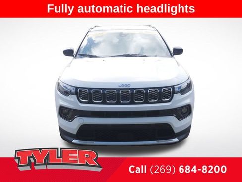 Certified 2025 Jeep Compass Limited AWD/4WD image 2