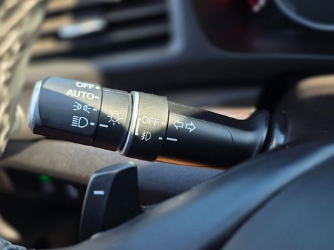 Used 2019 Acura ILX w/ Premium & A-SPEC Package image 36