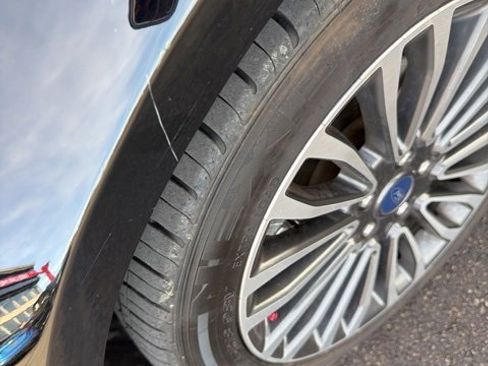 Used 2018 Ford Fusion Titanium image 13