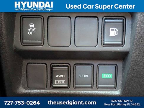 Used 2018 Nissan Rogue S AWD/4WD image 26