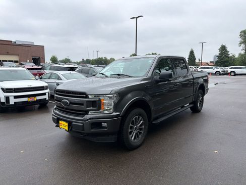 Used 2018 Ford F150 XLT w/ Equipment Group 302A Luxury AWD/4WD image 4