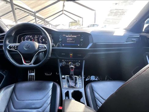 Used 2024 Volkswagen Jetta GLI Autobahn image 15
