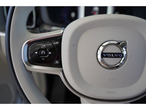 New 2025 Volvo XC60 B5 Core w/ Protection Package Premier image 14