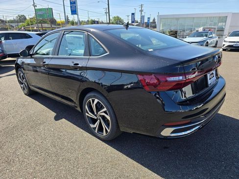 New 2026 Volkswagen Jetta SEL FWD image 5