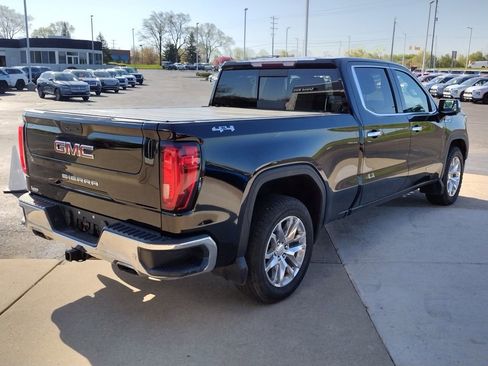 Used 2019 GMC Sierra 1500 SLT w/ SLT Premium Plus Package AWD/4WD image 14