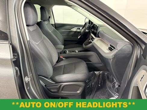 New 2026 Ford Explorer Active RWD image 5