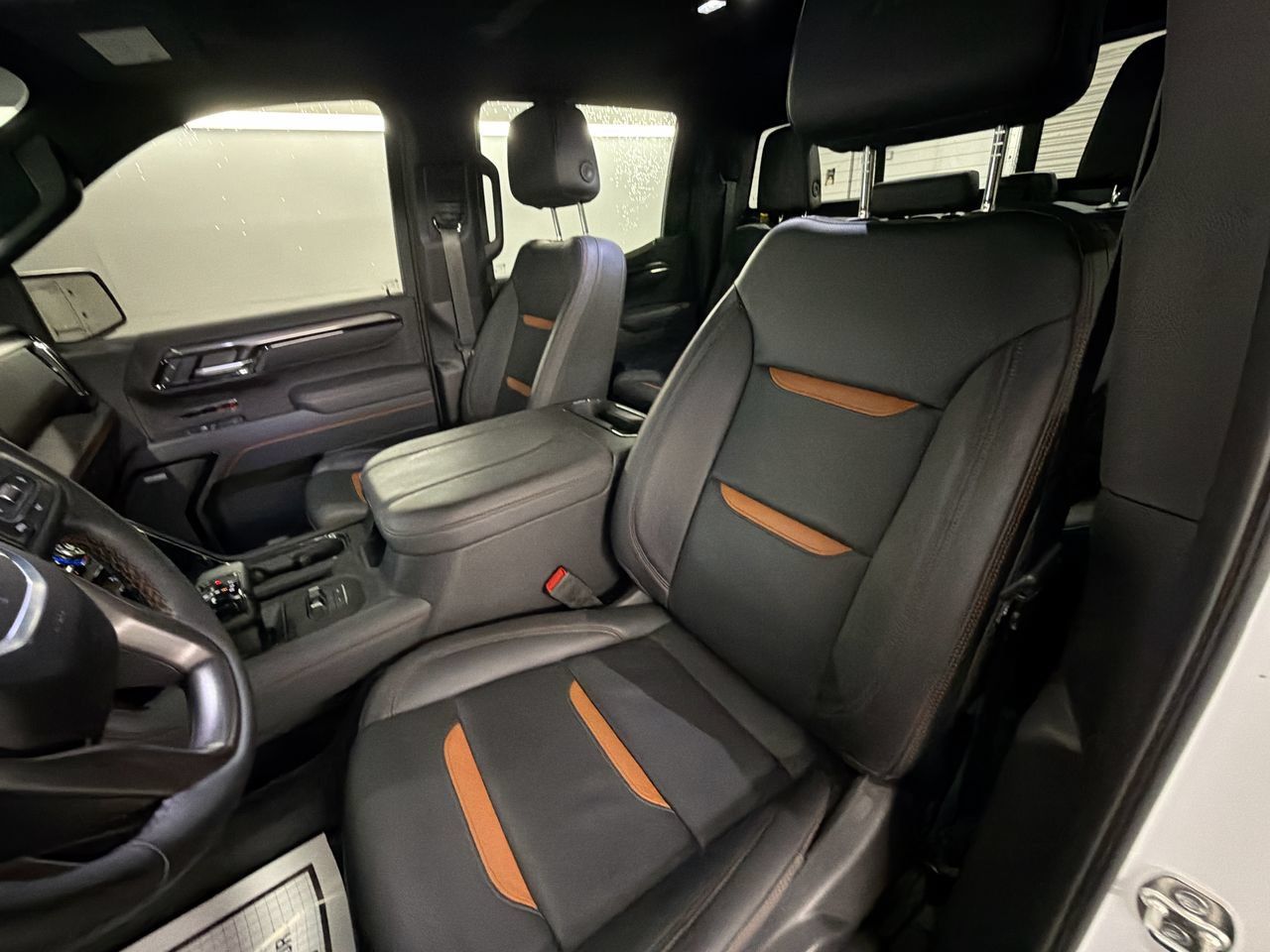 Certified 2025 GMC Sierra 1500 AT4 w/ AT4 Premium Package AWD/4WD image 20