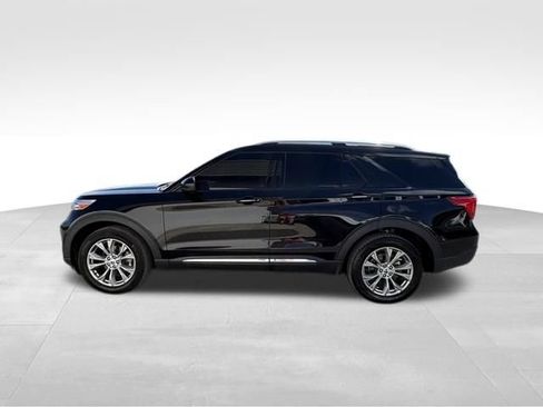 Used 2024 Ford Explorer Limited AWD/4WD image 12