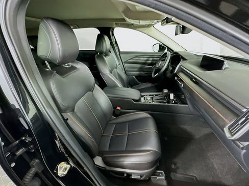 Certified 2025 MAZDA CX-50 AWD 2.5 Hybrid w/ Premium Pkg image 36