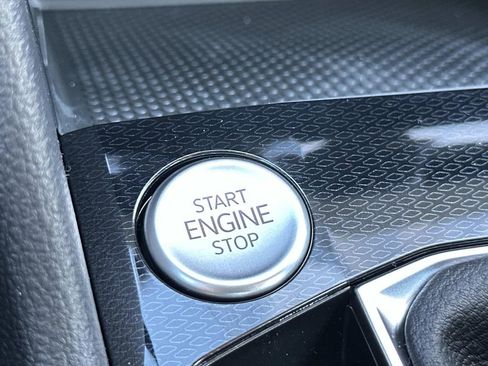 New 2026 Volkswagen Taos S image 21