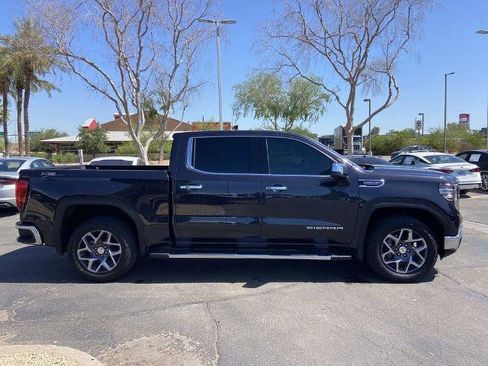 Used 2025 GMC Sierra 1500 SLT w/ SLT Premium Plus Package AWD/4WD image 2