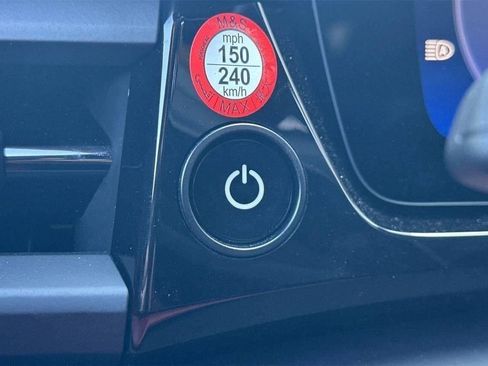 New 2025 Porsche Macan 4S Electric image 54