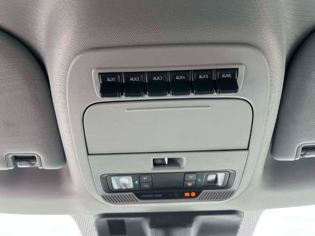 New 2026 Ford F550 4x4 Crew Cab Super Duty image 28