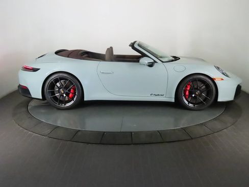 Certified 2025 Porsche 911 Carrera 4 GTS AWD/4WD image 16