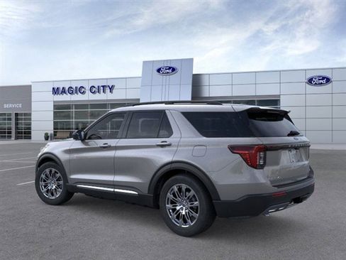 New 2025 Ford Explorer Active w/ Active Comfort Package image 4