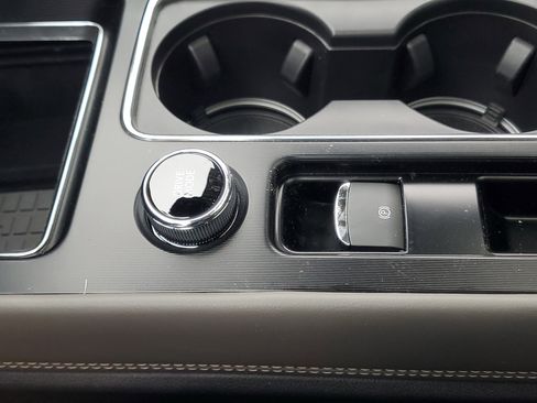 New 2026 Lincoln Corsair Premiere image 24