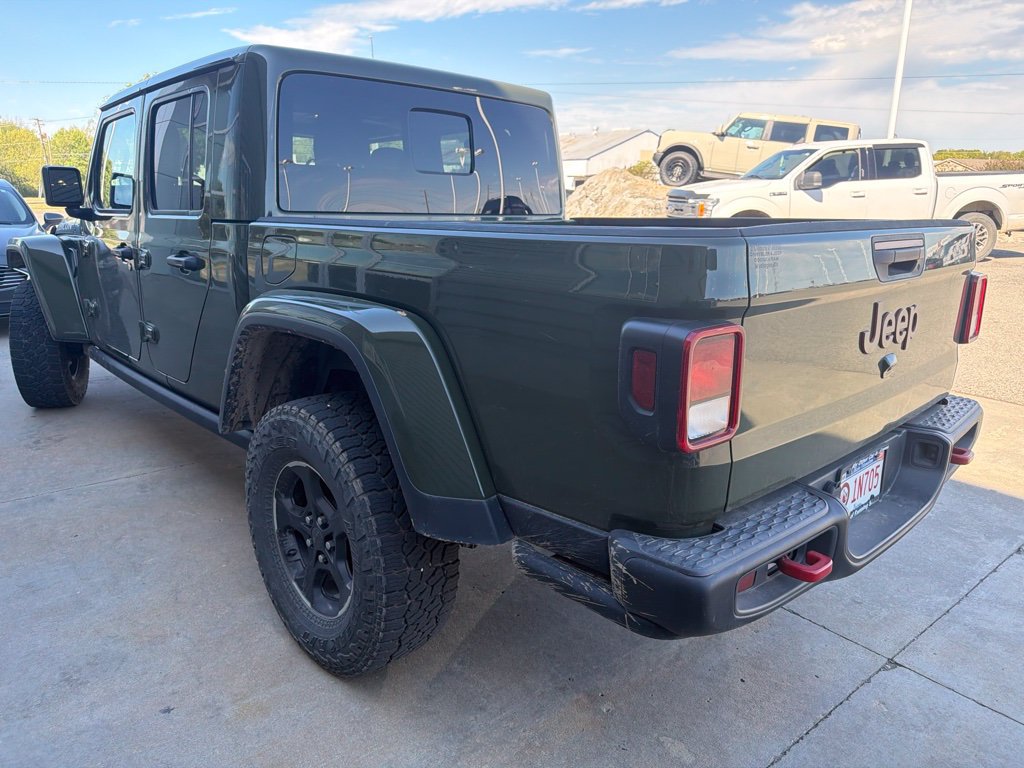 Used 2023 Jeep Gladiator Rubicon w/ Cold Weather Group AWD/4WD image 2