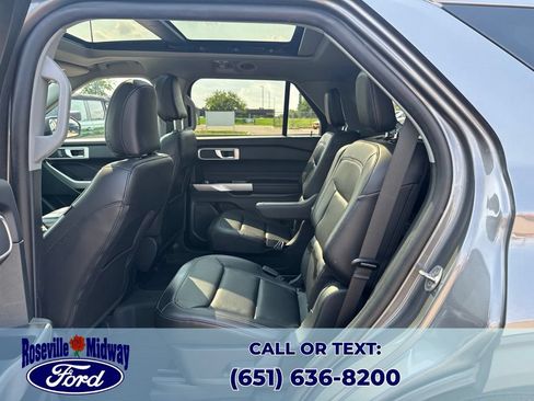 Used 2023 Ford Explorer XLT w/ Equipment Group 202A AWD/4WD image 30