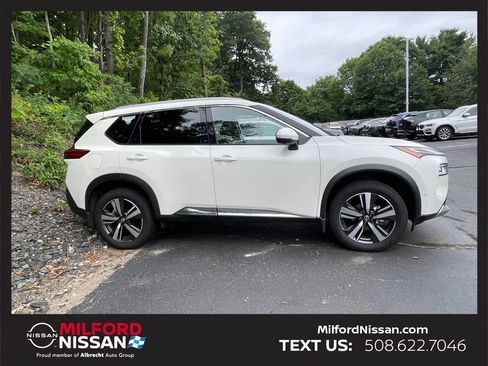 Certified 2023 Nissan Rogue Platinum AWD/4WD image 6