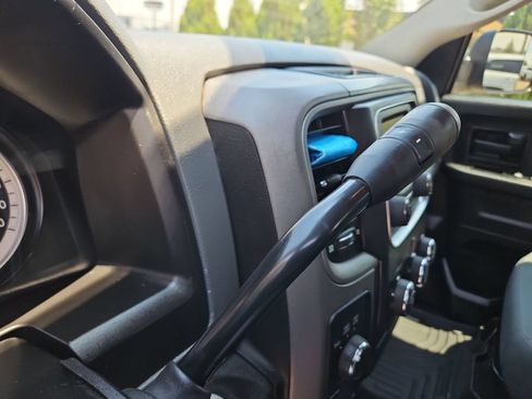 Used 2017 RAM 2500 Tradesman w/ Chrome Appearance Group AWD/4WD image 23