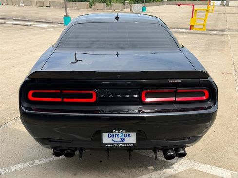 Used 2017 Dodge Challenger GT w/ Premium Sound Group AWD/4WD image 5